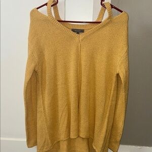 New BE COOL Vneck Sweater Yellow- Small